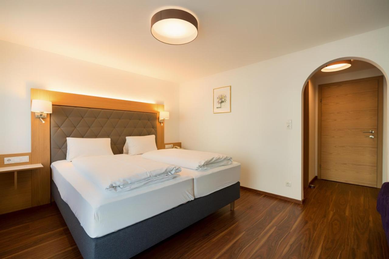 Hotel Cafe Lorenz Hohenems Exteriér fotografie