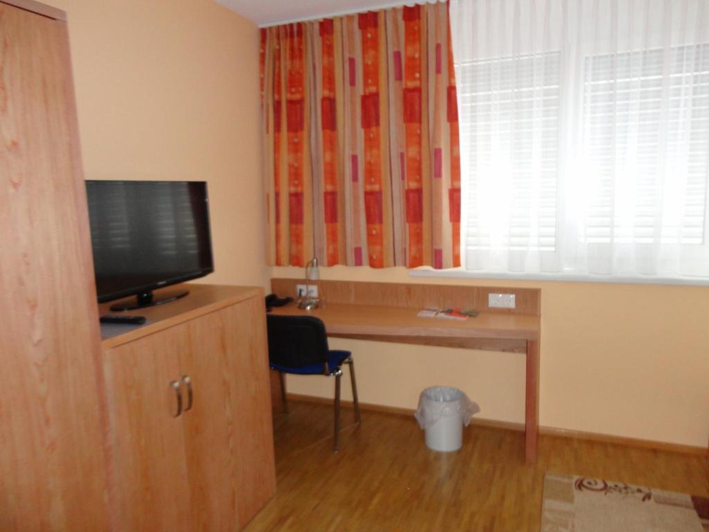 Hotel Cafe Lorenz Hohenems Pokoj fotografie